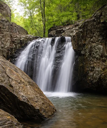 Dhoni-Waterfalls-vertical