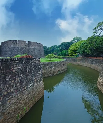tippu-sulthan-fort-palakkad-vertical-